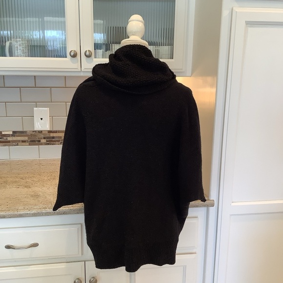 Vince Black Sweater Cowl Neck Size Medium - Picture 7 of 10